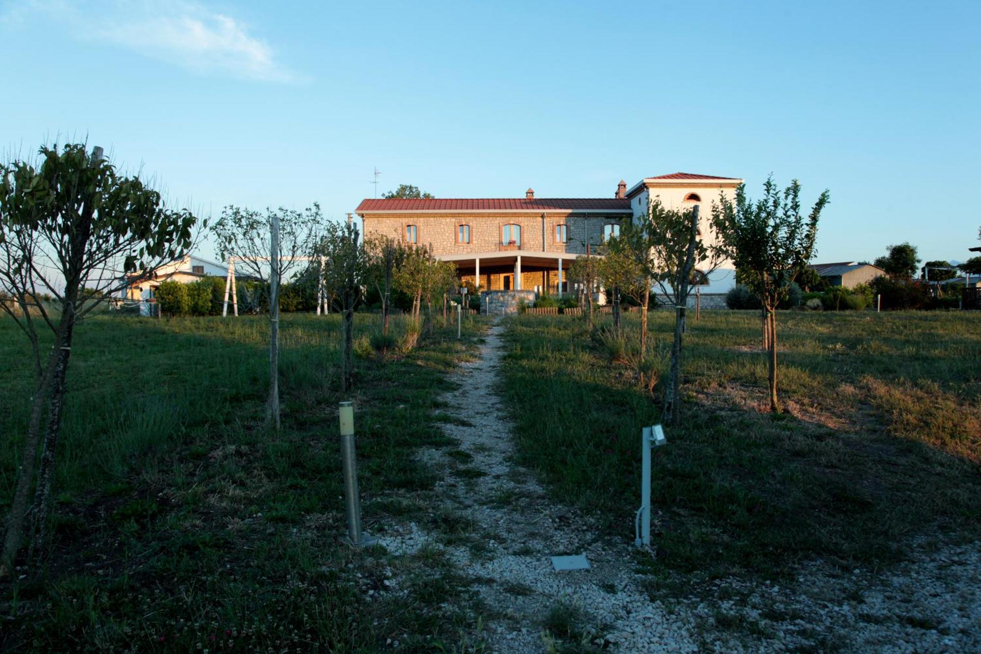 Masseria Fontana Dei Fieri Pietrelcina Eksteriør billede
