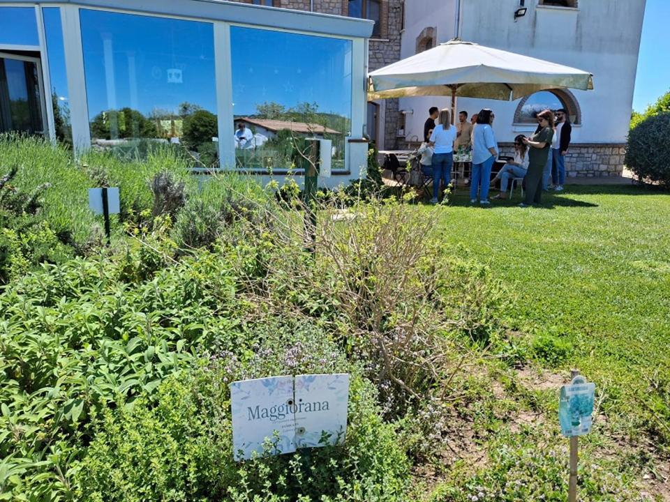 Masseria Fontana Dei Fieri Pietrelcina Eksteriør billede