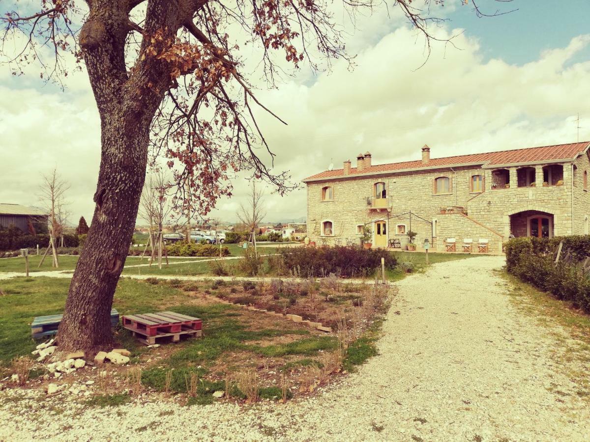 Masseria Fontana Dei Fieri Pietrelcina Eksteriør billede